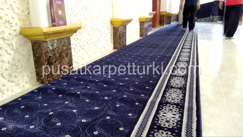karpet masjid taj mahal