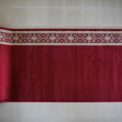 MC Merah Polos 1 karpet masjid merah