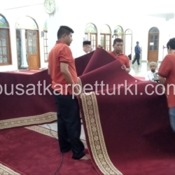 obras karpet masjid