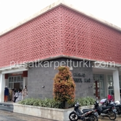 Masjid Nashrul Haq pesantrean darus showfa