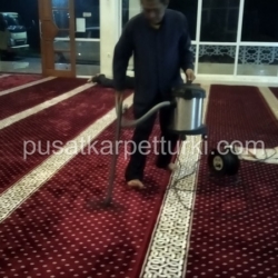 vakum karpet masjid