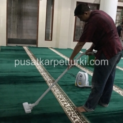 vakum karpet masjid